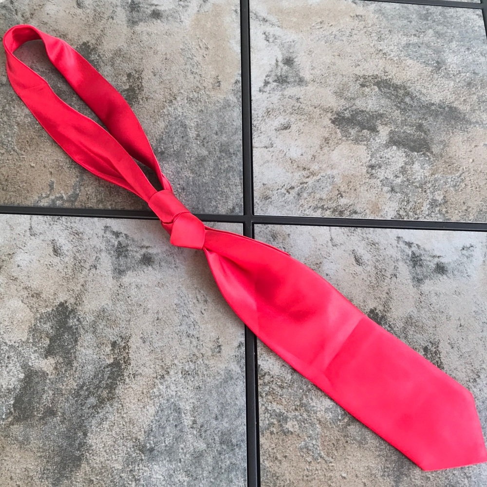 CLEAR OUT! Fratello Brilliant Red Satin Look Tie